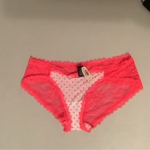 NWT Victoria secret panties L